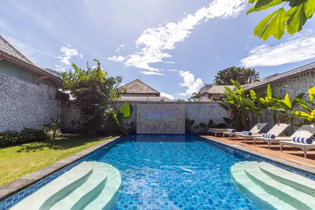 A Walk to the Beach, Eight Villas and a Shared Pool