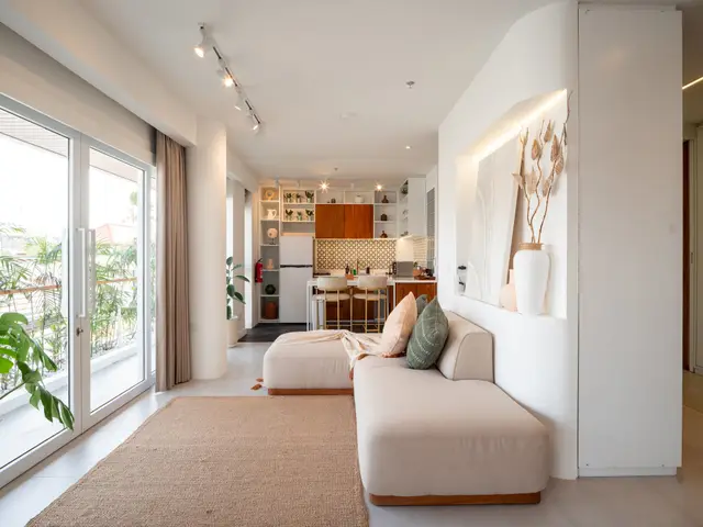 Tropical 1BR Suite w/ Smart TV and Fully Equipped Kitchen