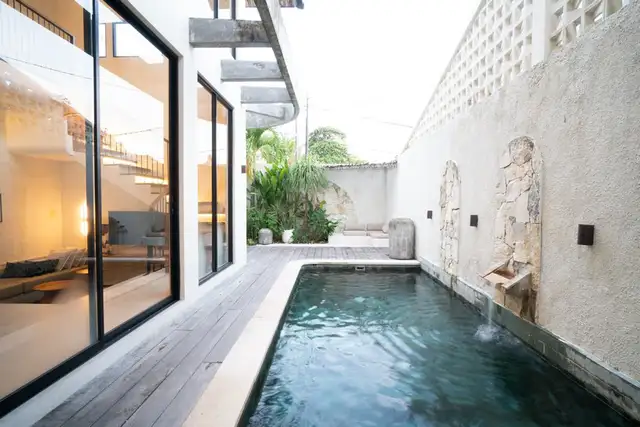 Modern 3BR Leasehold Villa w/ Private Pool, Open-Plan Living & 23-Year Lease