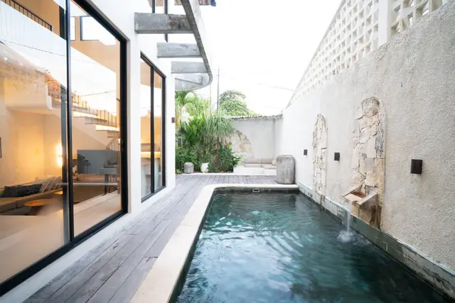 Modern 3BR Leasehold Villa w/ Private Pool, Open-Plan Living & 23-Year Lease