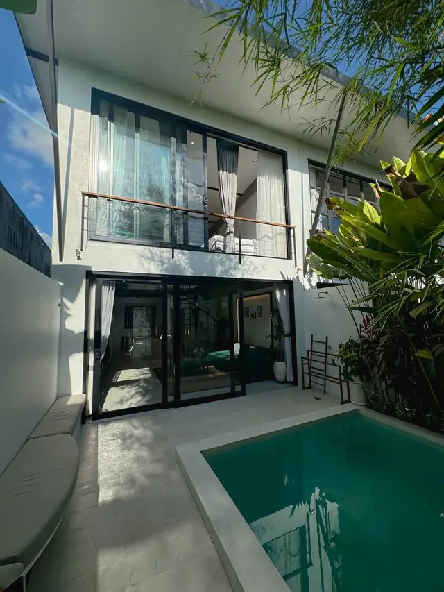 Architectural 1BR Apartment w/ Private Pool and Fully Equipped Kitchen