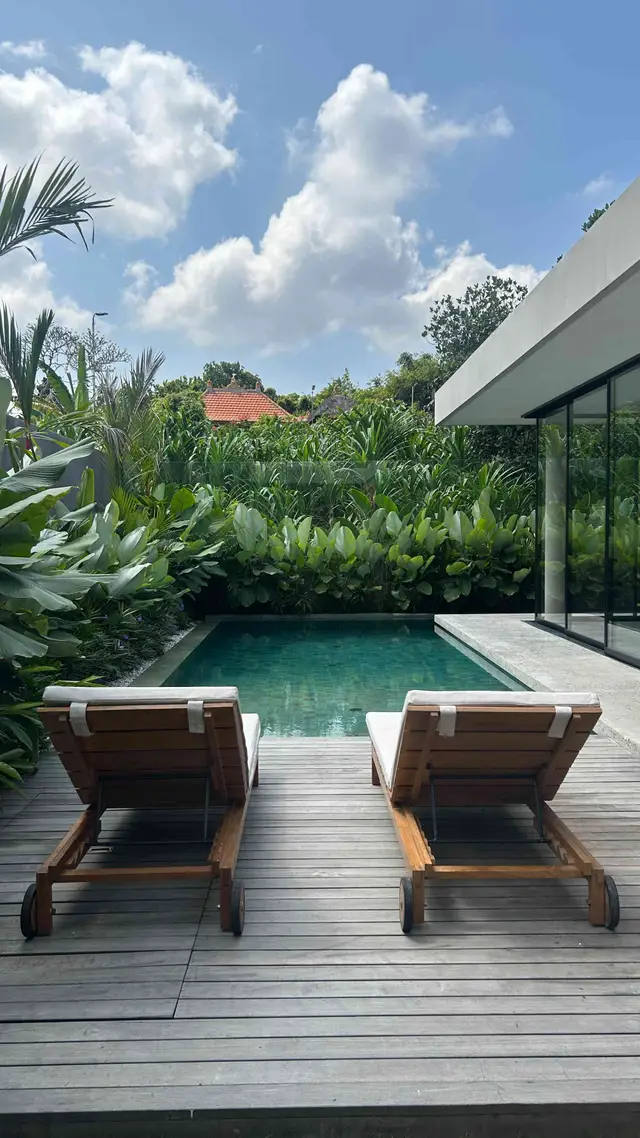 Considered 2BR Villa w/ Private Pool and Air Conditioning