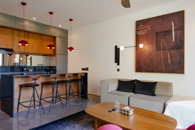 Considered 1BR Apartment w/ Fully Equipped Kitchen and Air Conditioning