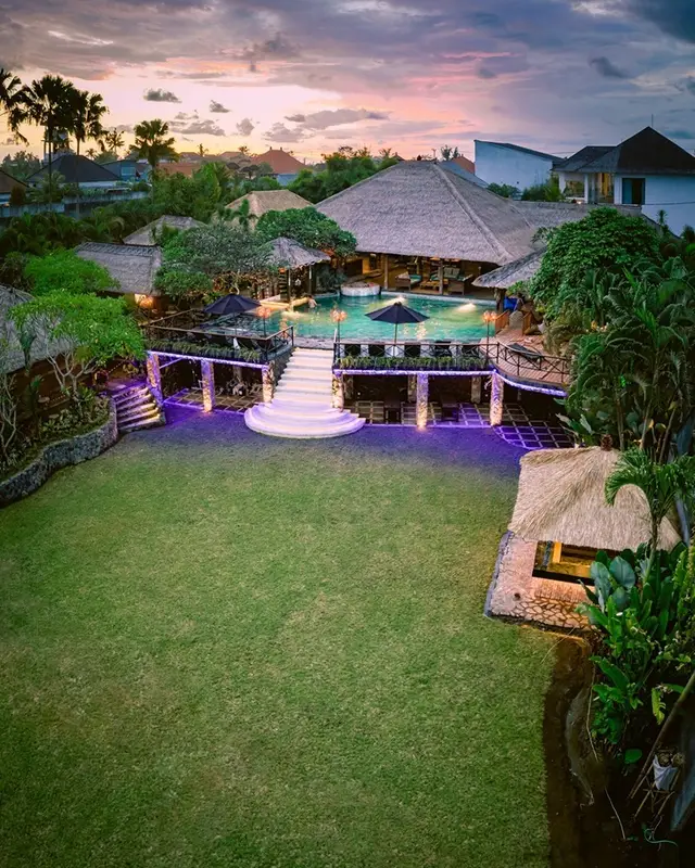 A Wedding Venue Estate That Earns in AUD and USD