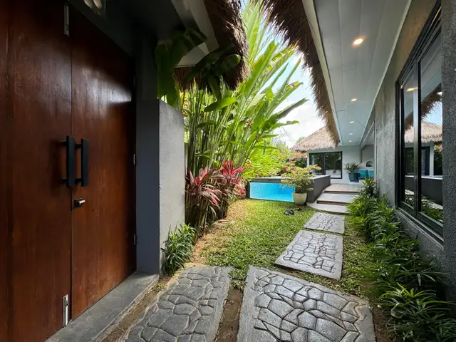 Mediterranean 2BR Villa w/ Swimming Pool and Garden Space, Clifftop Setting
